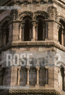 ( FRANCIA  )  ALSAZIA SELESTAT : LA CHIESA DI ST-FOY  © 1999 Graziano Arici/Rosebud2 / GEO