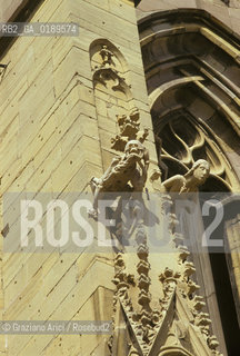 ( FRANCIA  )  ALSAZIA ROUFFACH : LA CHIESA DI NOTRE DAME  © 1999 Graziano Arici/Rosebud2 / GEO MORTE