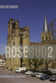 ( FRANCIA  )  ALSAZIA ROUFFACH : LA CHIESA DI NOTRE DAME  © 1999 Graziano Arici/Rosebud2 / GEO