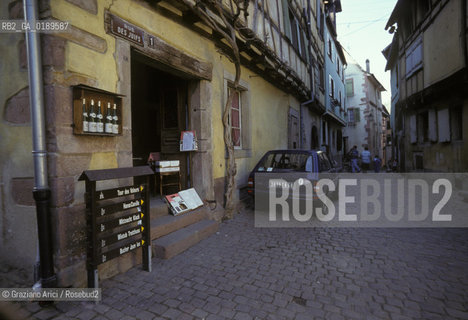 ( FRANCIA  )  ALSAZIA RIQUEWIHR : UNA VIA DEL CENTRO  © 1999 Graziano Arici/Rosebud2 / GEO EBREI