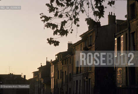 ( FRANCIA  )  PROVENCE-ALPES-COTE DAZUR AIX-EN-PROVENCE : CASE  © 1999 Graziano Arici/Rosebud2 / GEO