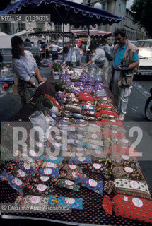 ( FRANCIA  )  PROVENCE-ALPES-COTE DAZUR AIX-EN-PROVENCE : MERCATO DI LAVANDA  © 1999 Graziano Arici/Rosebud2 / GEO