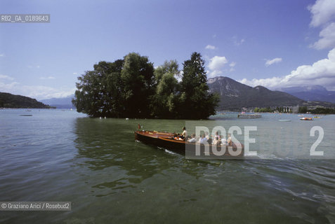 ( FRANCIA  )  RHONE-ALPES ANNENCY : IL LAGO  © 1999 Graziano Arici/Rosebud2 / GEO