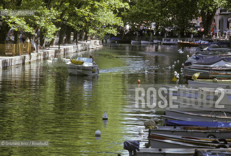 ( FRANCIA  )  RHONE-ALPES ANNENCY : IL FIUME THIOU   © 1999 Graziano Arici/Rosebud2 / GEO