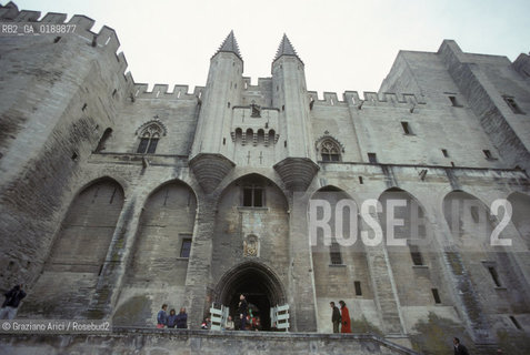 ( FRANCIA  )  PROVENCE-ALPES-COTE DAZUR AVIGNONE : IL PALAZZO DEI PAPI © 1999 Graziano Arici/Rosebud2 / GEO