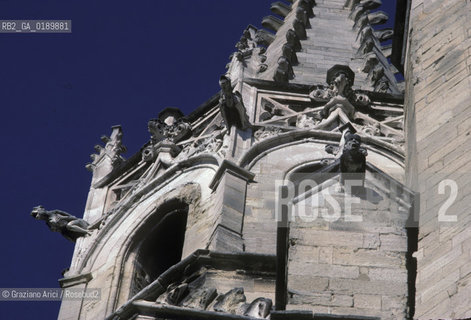 ( FRANCIA  )  PROVENCE-ALPES-COTE DAZUR AVIGNONE : CHIESA DI ST-PIERRE © 1999 Graziano Arici/Rosebud2 / GEO