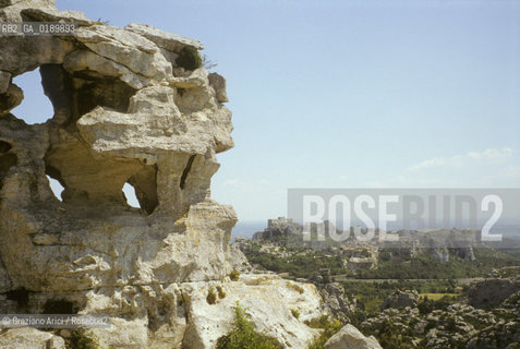 ( FRANCIA  )  PROVENCE-ALPES-COTE DAZUR  LES BAUX-DE-PROVENCE : PANORAMA © 1999 Graziano Arici/Rosebud2 / GEO ROCCIA