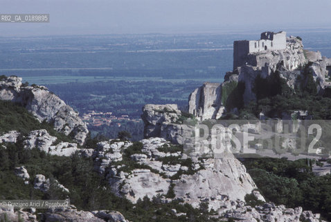 ( FRANCIA  )  PROVENCE-ALPES-COTE DAZUR  LES BAUX-DE-PROVENCE : PANORAMA © 1999 Graziano Arici/Rosebud2 / GEO ROCCIA