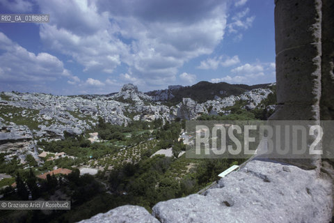 ( FRANCIA  )  PROVENCE-ALPES-COTE DAZUR  LES BAUX-DE-PROVENCE : PANORAMA © 1999 Graziano Arici/Rosebud2 / GEO ROCCIA