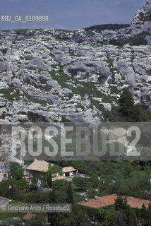 ( FRANCIA  )  PROVENCE-ALPES-COTE DAZUR  LES BAUX-DE-PROVENCE : PANORAMA © 1999 Graziano Arici/Rosebud2 / GEO ROCCIA
