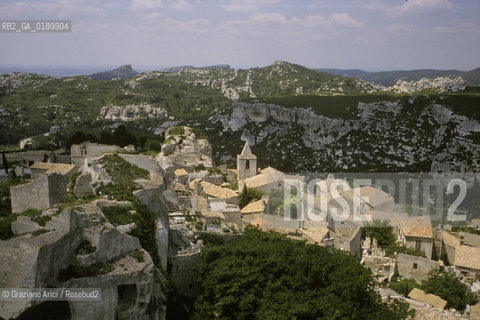 ( FRANCIA  )  PROVENCE-ALPES-COTE DAZUR  LES BAUX-DE-PROVENCE : PANORAMA © 1999 Graziano Arici/Rosebud2 / GEO ROCCIA