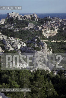 ( FRANCIA  )  PROVENCE-ALPES-COTE DAZUR  LES BAUX-DE-PROVENCE : PANORAMA © 1999 Graziano Arici/Rosebud2 / GEO ROCCIA