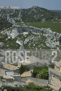 ( FRANCIA  )  PROVENCE-ALPES-COTE DAZUR  LES BAUX-DE-PROVENCE : IL PAESE  © 1999 Graziano Arici/Rosebud2 / GEO