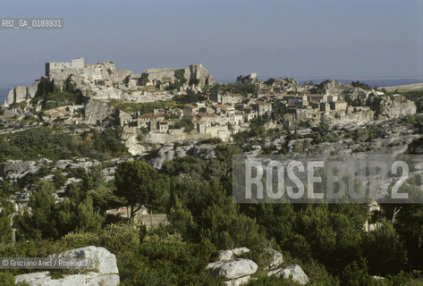 ( FRANCIA  )  PROVENCE-ALPES-COTE DAZUR  LES BAUX-DE-PROVENCE : PANORAMA © 1999 Graziano Arici/Rosebud2 / GEO