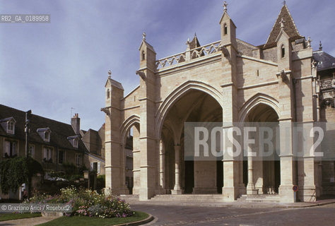 ( FRANCIA  )  BORGOGNA  BEAUNE : CHIESA DI NOTRE-DAME © 1999 Graziano Arici/Rosebud2 / GEO