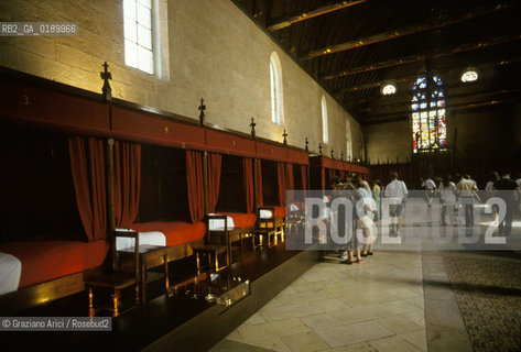 ( FRANCIA  )  BORGOGNA  BEAUNE : HOTEL-DIEU © 1999 Graziano Arici/Rosebud2 / GEO OSPEDALE ARCHITETTURA FIAMMINGA