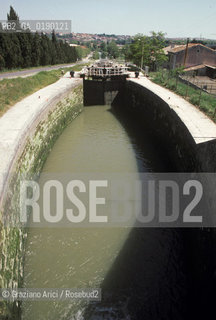 ( FRANCIA  )  LANGUEDOC-ROUSSILLON  BEZIERS : LE NOVE CHIUSE DEL CANAL DU MIDI © 1999 Graziano Arici/Rosebud2 / GEO CANALE