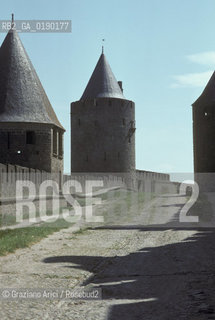 ( FRANCIA  )  LANGUEDOC-ROUSSILLON  CARCASSONNE : LA CITE CERCHIO INTERNO DELLE MURA © 1999 Graziano Arici/Rosebud2 / GEO CASTELLO ERESIA CATARA CATARI