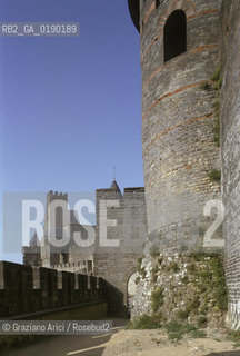 ( FRANCIA  )  LANGUEDOC-ROUSSILLON  CARCASSONNE : LA CITE LE MURA E © 1999 Graziano Arici/Rosebud2 / GEO CASTELLO ERESIA CATARA CATARI