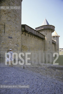 ( FRANCIA  )  LANGUEDOC-ROUSSILLON  CARCASSONNE : LA CITE IL CASTELLO DEL CONTE © 1999 Graziano Arici/Rosebud2 / GEO CASTELLO ERESIA CATARA CATARI