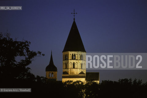 ( FRANCIA  )  BORGOGNA  CLUNY : ABBAZIA E CHIESA DI ST-PIERRE ET ST-PAUL © 1999 Graziano Arici/Rosebud2 / GEO