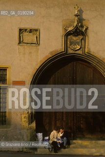 ( FRANCIA  )  ALSAZIA  COLMAR  : UNA STRADA DEL CENTRO  © 1999 Graziano Arici/Rosebud2 / GEO PORTA