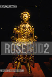 ( FRANCIA  )  MIDI-PYRENEES CONQUES :  CHIESA DELLA STE-FOY  STATUA RELIQUIARIO DELLA STE-FOY © 1999 Graziano Arici/Rosebud2 / GEO PELLEGRINO PELLEGRINAGGIO