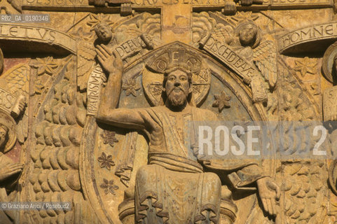 ( FRANCIA  )  MIDI-PYRENEES CONQUES : PARTICOLARE DEL TIMPANO DEL PORTALE DELLA CHIESA DELLA STE-FOY  © 1999 Graziano Arici/Rosebud2 / GEO PELLEGRINO PELLEGRINAGGIO