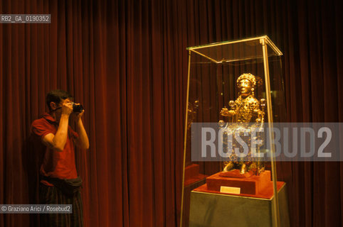( FRANCIA  )  MIDI-PYRENEES CONQUES :  CHIESA DELLA STE-FOY  STATUA RELIQUIARIO DELLA STE-FOY © 1999 Graziano Arici/Rosebud2 / GEO PELLEGRINO PELLEGRINAGGIO