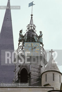 ( FRANCIA  )  BORGOGNA DIGIONE : LA CHIESA NOTRE-DAME IL CARILLON JAQUEMART OROLOGIO © 1999 Graziano Arici/Rosebud2 / GEO GOTICO