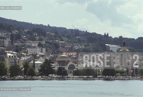 ( FRANCIA  )  RHONE-ALPES EVIAN-LES-BAINS :  DAL LAGO DI GINEVRA © 1999 Graziano Arici/Rosebud2 / GEO