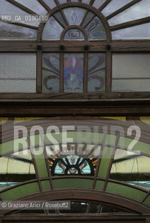 ( FRANCIA  )  RHONE-ALPES EVIAN-LES-BAINS : LE TERME © 1999 Graziano Arici/Rosebud2 / GEO