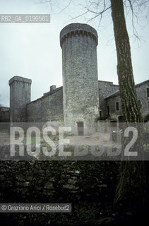 ( FRANCIA  )  LANGUEDOC-ROUSSILLON ALTIPIANO DEL LARZAC CAUSSE : LA CITTA TEMPLARE DELLA COUVERTOIRADE © 1999 Graziano Arici/Rosebud2 / GEO TEMPLARI