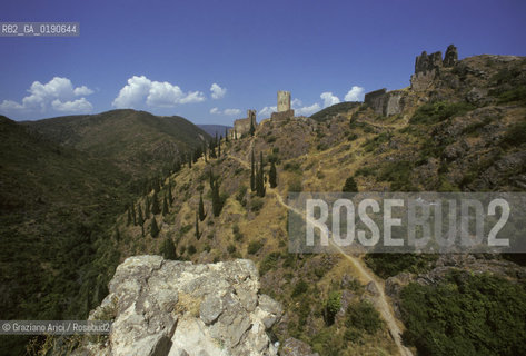 ( FRANCIA  )  MIDI-PYRENEES CASTELLI DI LASTOURS  © 1999 Graziano Arici/Rosebud2 / GEO ERESIA CATARA CATARI CROCIATA