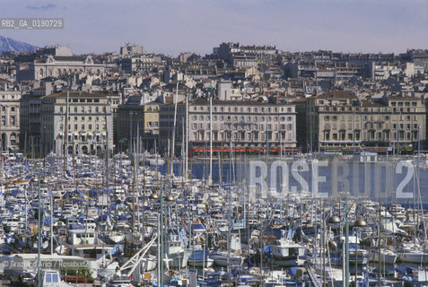 ( FRANCIA  )  PROVENCE-ALPES-COTE DAZUR MARSIGLIA : IL VIEUX-PORT  © 1999 Graziano Arici/Rosebud2 / GEO PORTO