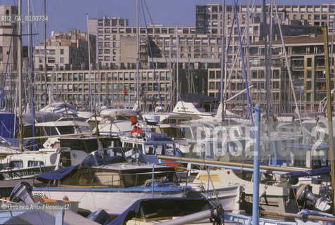 ( FRANCIA  )  PROVENCE-ALPES-COTE DAZUR MARSIGLIA : IL VIEUX-PORT  © 1999 Graziano Arici/Rosebud2 / GEO PORTO