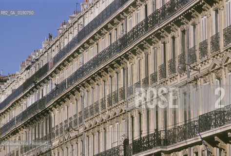 ( FRANCIA  )  PROVENCE-ALPES-COTE DAZUR MARSIGLIA :CASE SULLA CANEBIERE © 1999 Graziano Arici/Rosebud2 / GEO
