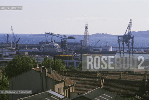 ( FRANCIA  )  PROVENCE-ALPES-COTE DAZUR MARSIGLIA : IL PORTO © 1999 Graziano Arici/Rosebud2 / GEO