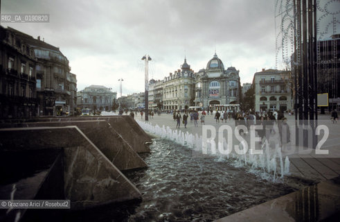 ( FRANCIA  )  LANGUEDOC-ROUSSILLON  MONTPELLIER : LA PIAZZA DE LA COMEDIE © 1999 Graziano Arici/Rosebud2 / GEO
