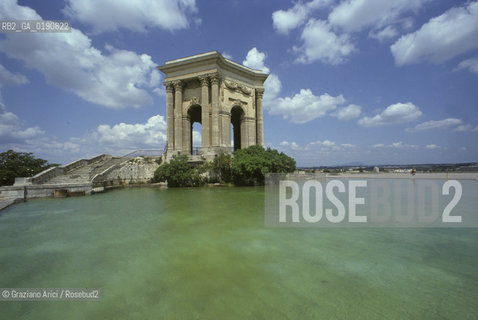 ( FRANCIA  )  LANGUEDOC-ROUSSILLON  MONTPELLIER : LE CHATEAU DEAU DU PEYROU © 1999 Graziano Arici/Rosebud2 / GEO ACQUA