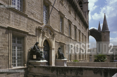 ( FRANCIA  )  LANGUEDOC-ROUSSILLON  MONTPELLIER : LA FACOLTA DI MEDICINA UNIVERSITA © 1999 Graziano Arici/Rosebud2 / GEO