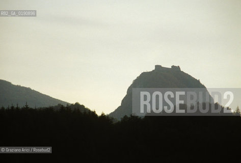 ( FRANCIA  )  MIDI-PYRENEES  IL CASTELLO DI MONTSEGUR ULTIMO RIFUGIO DELLA CHIESA CATARA  © 1999 Graziano Arici/Rosebud2 / GEO ERESIA CATARA CATARI CROCIATA