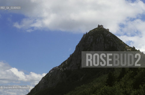 ( FRANCIA  )  MIDI-PYRENEES  IL CASTELLO DI MONTSEGUR ULTIMO RIFUGIO DELLA CHIESA CATARA  © 1999 Graziano Arici/Rosebud2 / GEO ERESIA CATARA CATARI CROCIATA