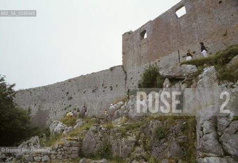 ( FRANCIA  )  MIDI-PYRENEES  IL CASTELLO DI MONTSEGUR ULTIMO RIFUGIO DELLA CHIESA CATARA  © 1999 Graziano Arici/Rosebud2 / GEO ERESIA CATARA CATARI CROCIATA