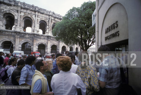 ( FRANCIA  )  LANGUEDOC-ROUSSILLON  NIMES : FERIA DES VENDANGES  ARENA CORRIDA © 1999 Graziano Arici/Rosebud2 / GEO
