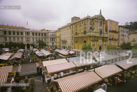 ( FRANCIA  )  PROVENCE-ALPES-COTE DAZUR NIZZA : MERCATO IN PIAZZA GARIBALDI  © 1999 Graziano Arici/Rosebud2 / GEO