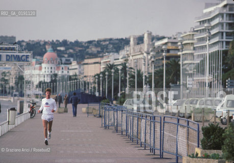 ( FRANCIA  )  PROVENCE-ALPES-COTE DAZUR NIZZA : LA PROMENADE DES ANGLAIS  © 1999 Graziano Arici/Rosebud2 / GEO