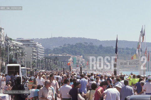 ( FRANCIA  )  PROVENCE-ALPES-COTE DAZUR NIZZA : LA PROMENADE DES ANGLAIS  © 1999 Graziano Arici/Rosebud2 / GEO