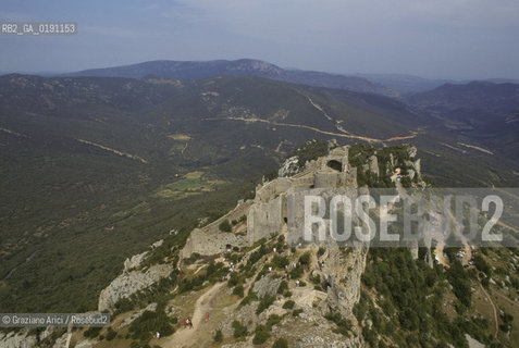 ( FRANCIA  )  LANGUEDOC-ROUSSILLON  PEYREPERTUSE : IL CASTELLO © 1999 Graziano Arici/Rosebud2 / GEO ERESIA CATARA CATARI CROCIATA