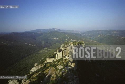 ( FRANCIA  )  LANGUEDOC-ROUSSILLON  PEYREPERTUSE : IL CASTELLO © 1999 Graziano Arici/Rosebud2 / GEO ERESIA CATARA CATARI CROCIATA